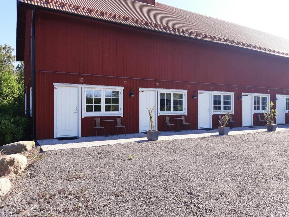 Naerebo Gardshotell & Restaurang Lidkoping Exterior photo